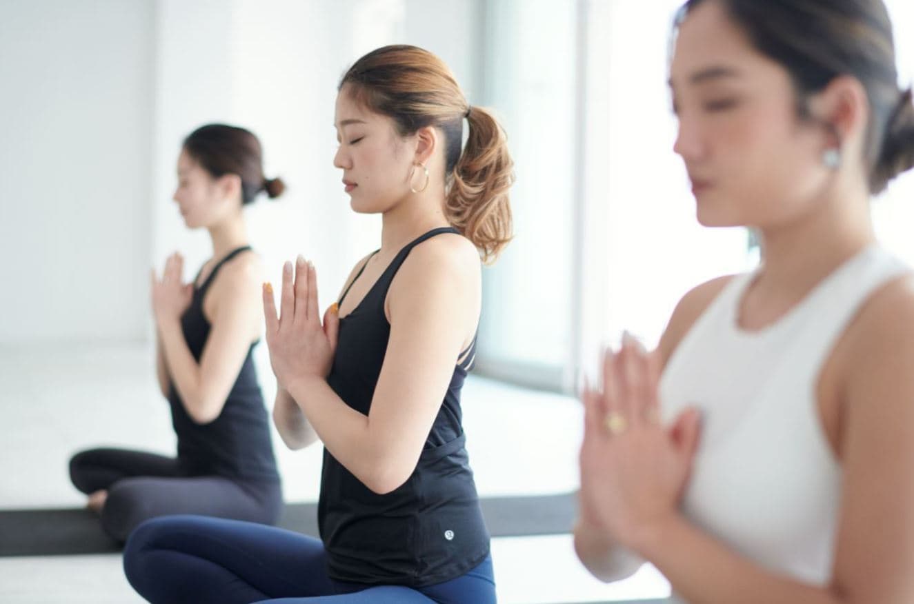 【Connecting】朝の太陽ヨガ★★☆ 画像1