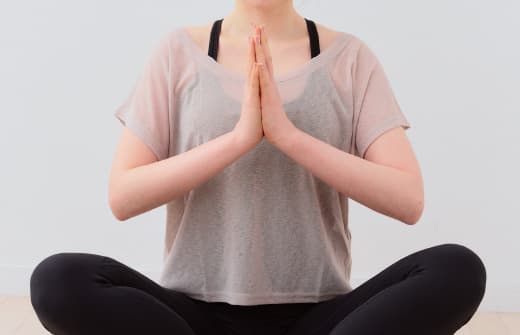 やさしいフローヨガ(45分)(ジムエリア利用可) 画像1