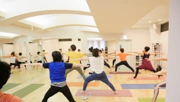 動く瞑想ホリスティックヨガ 画像1