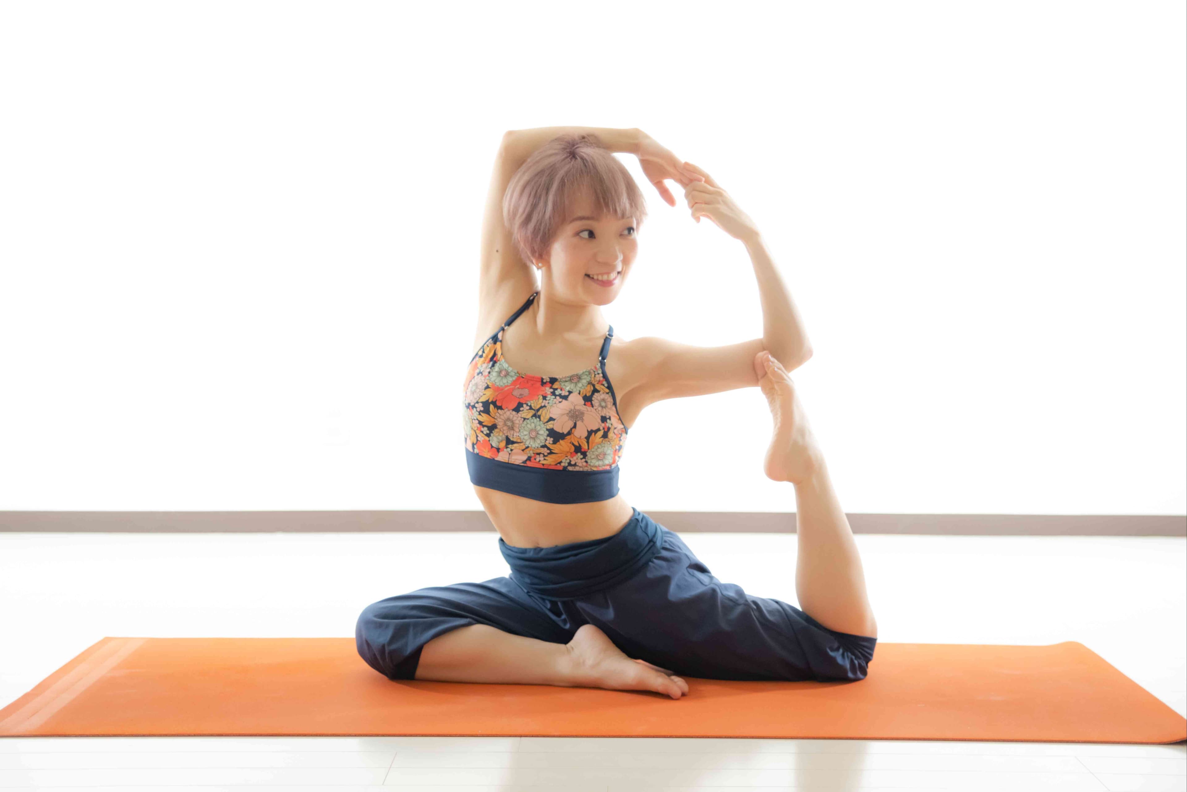 Moon Cycle Yoga 画像1